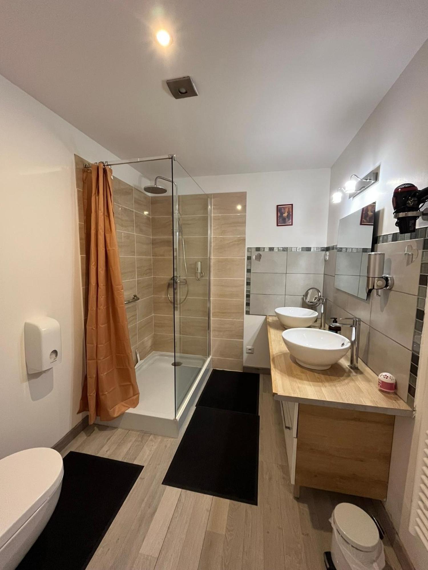 Couleurs De La Vie - Chambres D'Hotes Et Gite Cormatin Szoba fotó